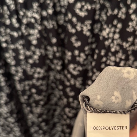 BloomChic Black & White Floral Maxi Dress Women’s US 20 V-Neck Short Sleeve Slit - Picture 8 of 9